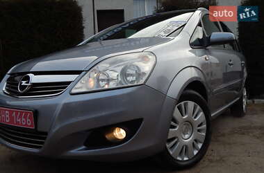 Минивэн Opel Zafira 2008 в 