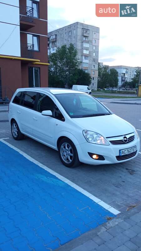 Минивэн Opel Zafira 2009 в Ковеле