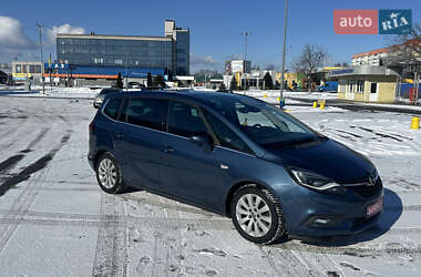 Минивэн Opel Zafira 2017 в Киеве