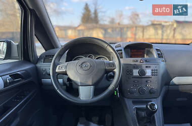 Минивэн Opel Zafira 2007 в Стрые