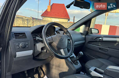 Минивэн Opel Zafira 2007 в Стрые