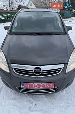 Минивэн Opel Zafira 2009 в Черкассах