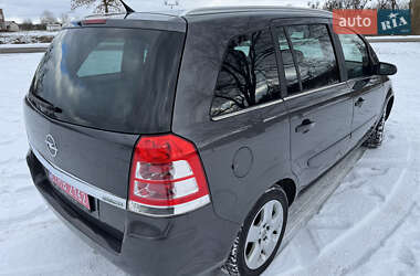 Минивэн Opel Zafira 2009 в Черкассах