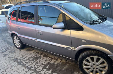 Минивэн Opel Zafira 2005 в Черновцах