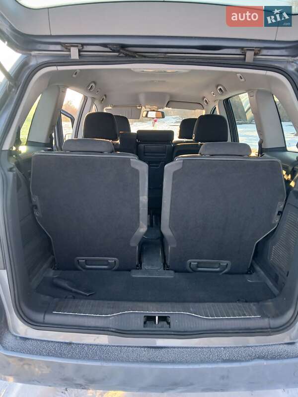 Мінівен Opel Zafira 2005 в Харкові