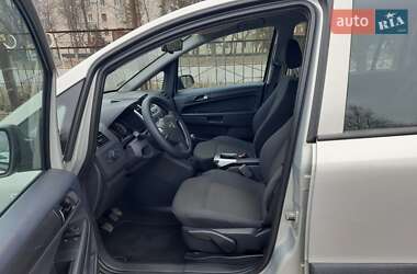 Мінівен Opel Zafira 2009 в 