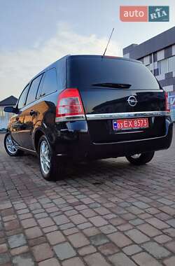 Мінівен Opel Zafira 2009 в Сарнах