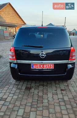 Мінівен Opel Zafira 2009 в Сарнах