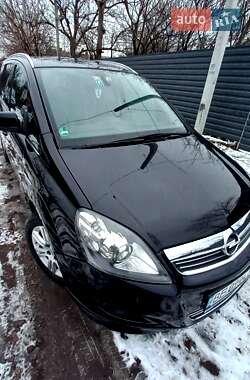 Мінівен Opel Zafira 2010 в Первомайську