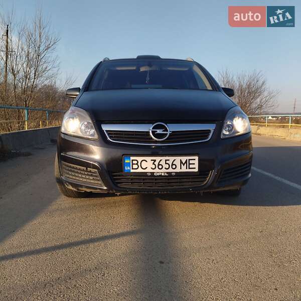 Мінівен Opel Zafira 2006 в Дрогобичі