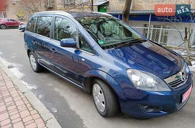 Мінівен Opel Zafira 2011 в Києві