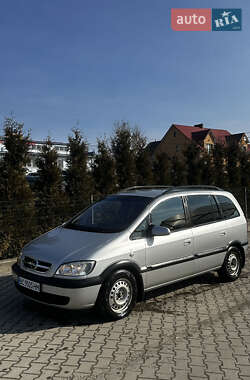 Минивэн Opel Zafira 2004 в Черновцах