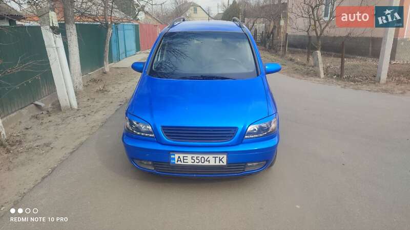 Мінівен Opel Zafira 2000 в Каневі