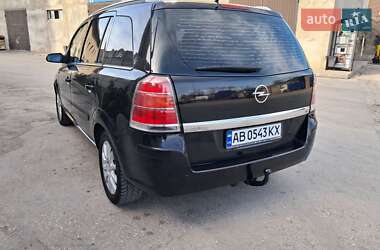 Минивэн Opel Zafira 2006 в Могилев-Подольске