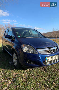 Opel Zafira 2011