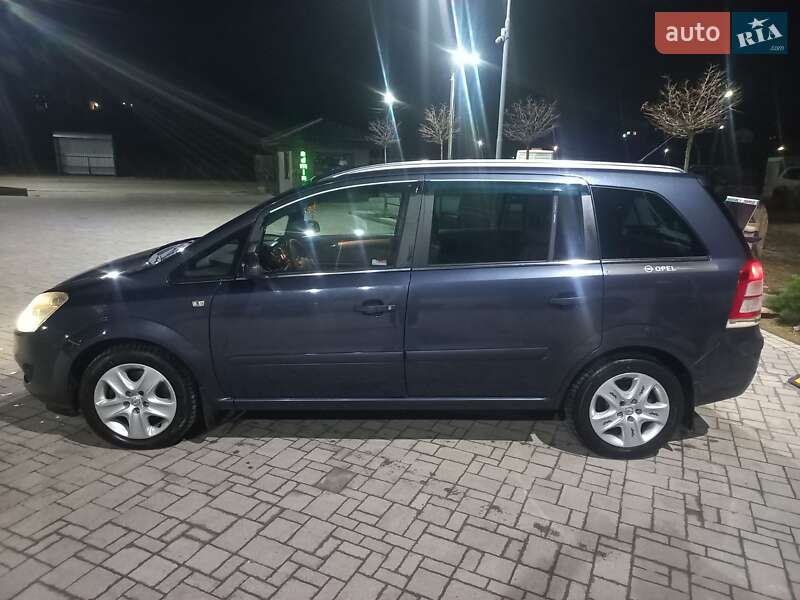 Мінівен Opel Zafira 2009 в Львові