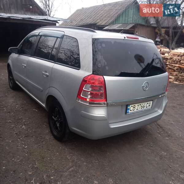 Мінівен Opel Zafira 2008 в Чернігові