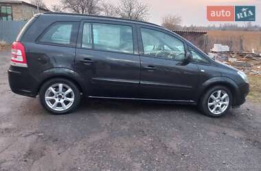 Мінівен Opel Zafira 2011 в Житомирі