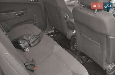 Минивэн Opel Zafira 2010 в 