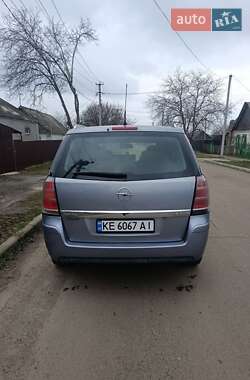 Мінівен Opel Zafira 2006 в Синельниковому