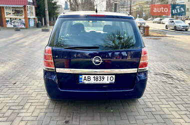 Минивэн Opel Zafira 2006 в 