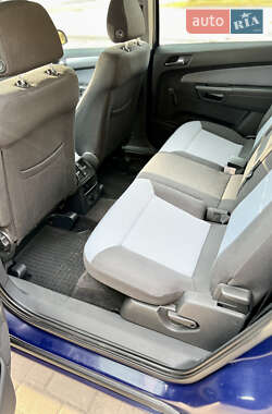 Минивэн Opel Zafira 2006 в 
