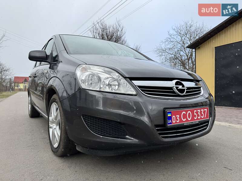 Opel Zafira 2010