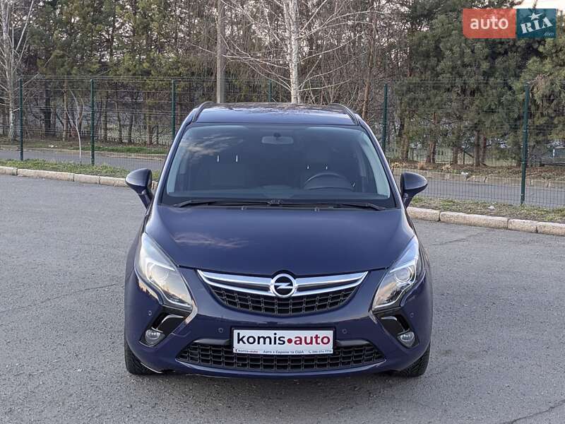 Мікровен Opel Zafira 2015 в Хмельницькому