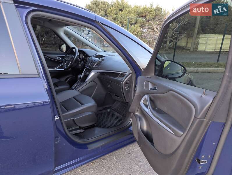 Мікровен Opel Zafira 2015 в Хмельницькому