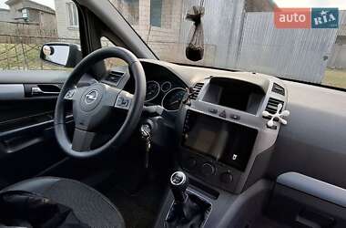 Минивэн Opel Zafira 2007 в 