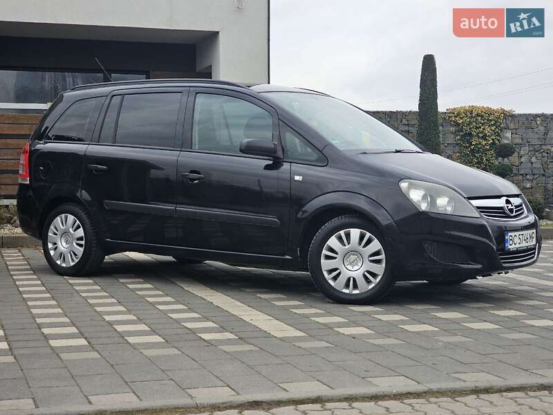 Минивэн Opel Zafira 2009 в Стрые