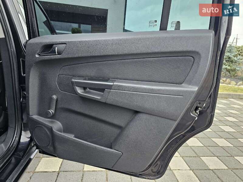 Минивэн Opel Zafira 2009 в Стрые