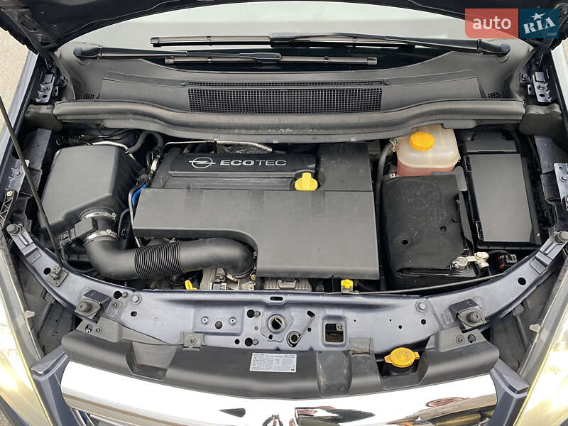 Минивэн Opel Zafira 2010 в Ромнах фото 32 Минивэн Opel Zafira 2010 в Ромнах