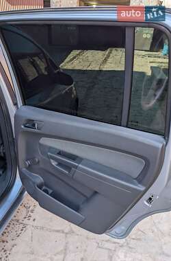Минивэн Opel Zafira 2006 в 