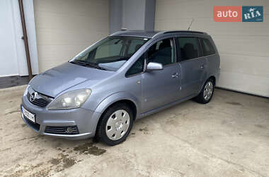 Минивэн Opel Zafira 2006 в 