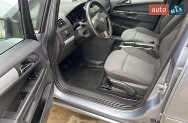 Минивэн Opel Zafira 2006 в 
