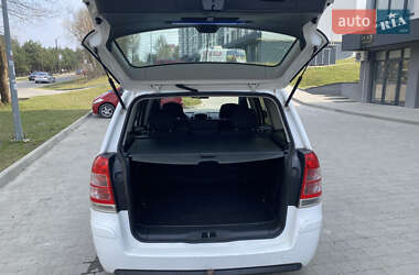 Мінівен Opel Zafira 2012 в 