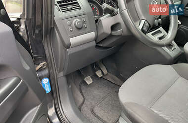 Мінівен Opel Zafira 2011 в 