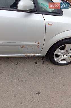 Мінівен Opel Zafira 2009 в 