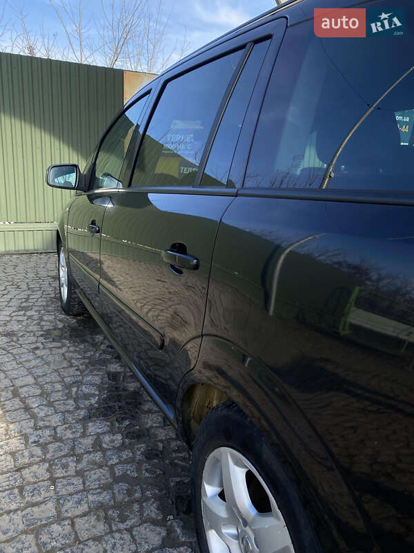 Мінівен Opel Zafira 2009 в Золочеві