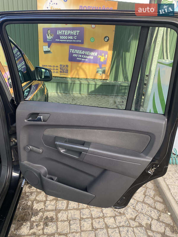 Мінівен Opel Zafira 2009 в Золочеві