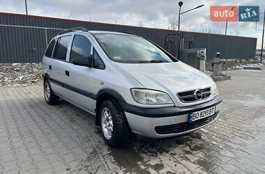 Минивэн Opel Zafira 2003 в Тлумаче