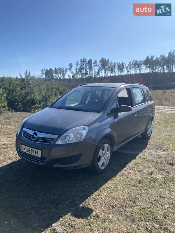 Мінівен Opel Zafira 2009 в Острозі