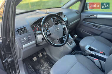 Мінівен Opel Zafira 2013 в 
