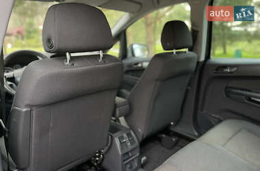 Мінівен Opel Zafira 2012 в 