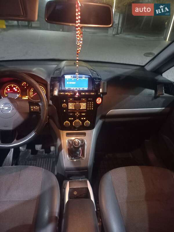 Мінівен Opel Zafira 2009 в Львові