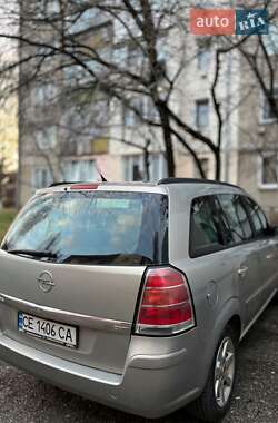 Минивэн Opel Zafira 2005 в 