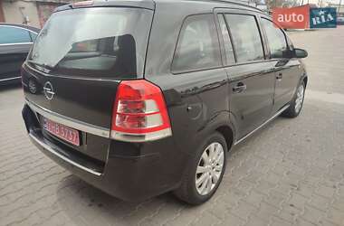 Минивэн Opel Zafira 2008 в 