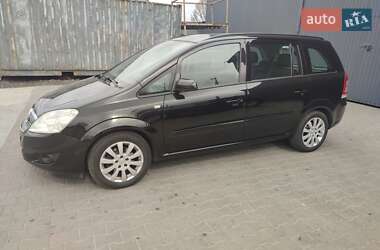 Минивэн Opel Zafira 2008 в 