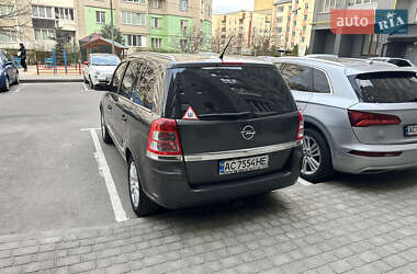 Минивэн Opel Zafira 2009 в 